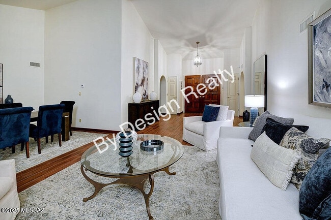 Building Photo - 1200 E Paseo Pavon