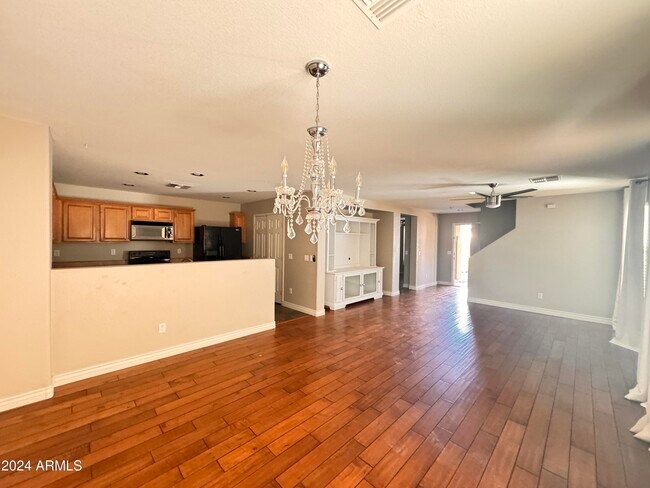 Building Photo - 1312 S Loback Ln