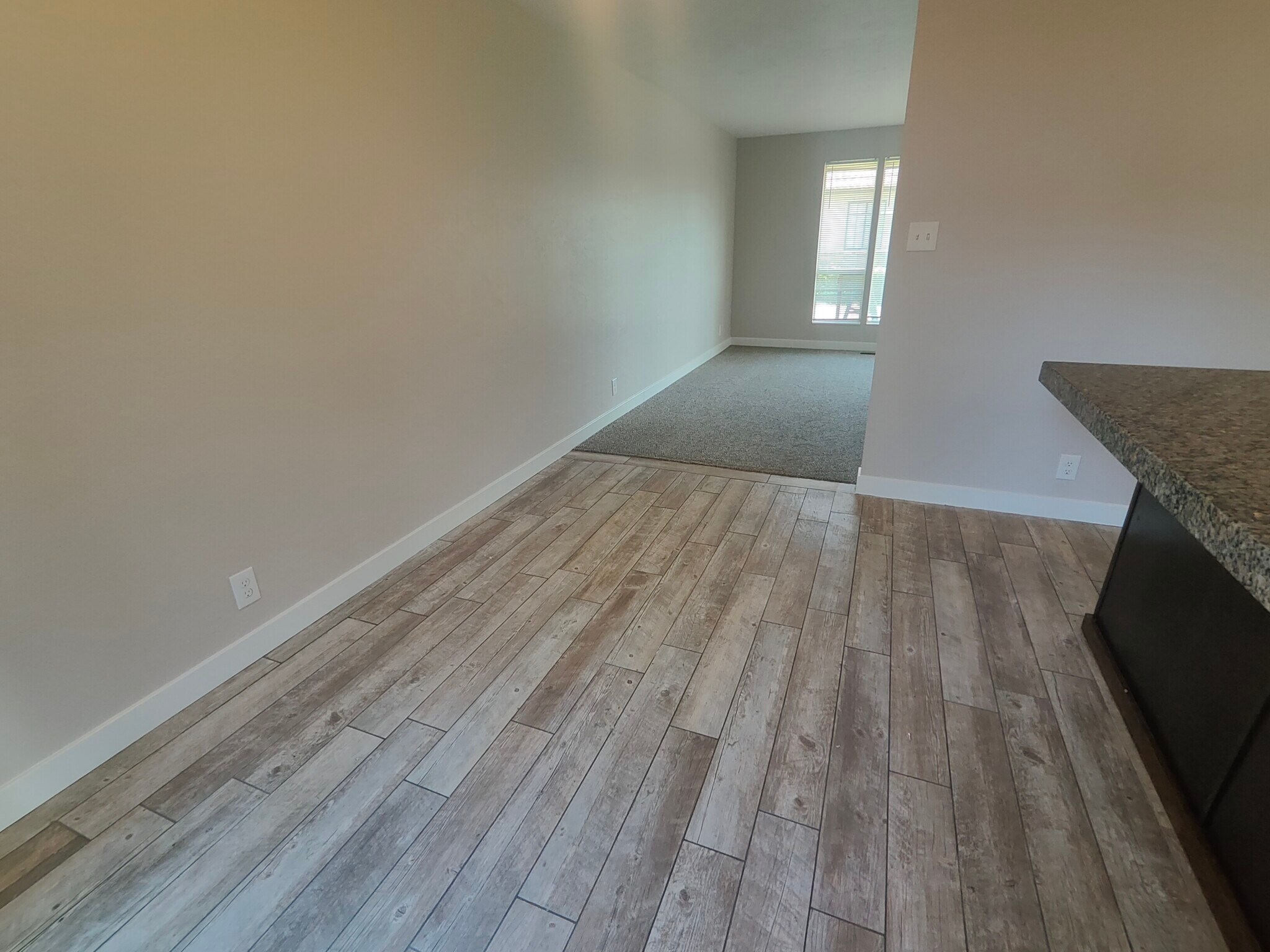 Building Photo - 177 S 200 W