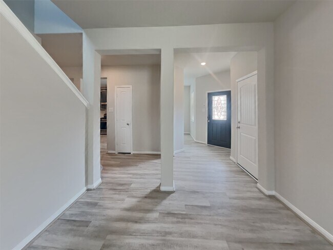 Building Photo - 23114 Birmingham Grv Ln