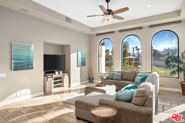 Building Photo - 50350 Vista Montana Rd