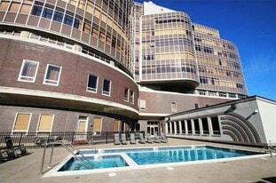 Building Photo - 201 N 8th St