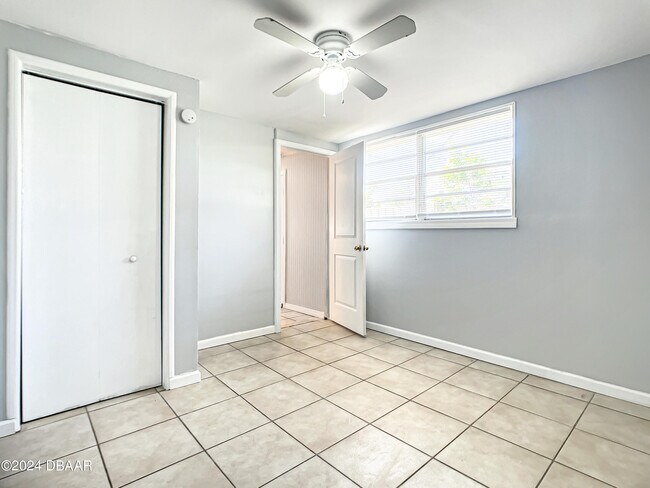 Building Photo - 152 Ponce De Leon Dr