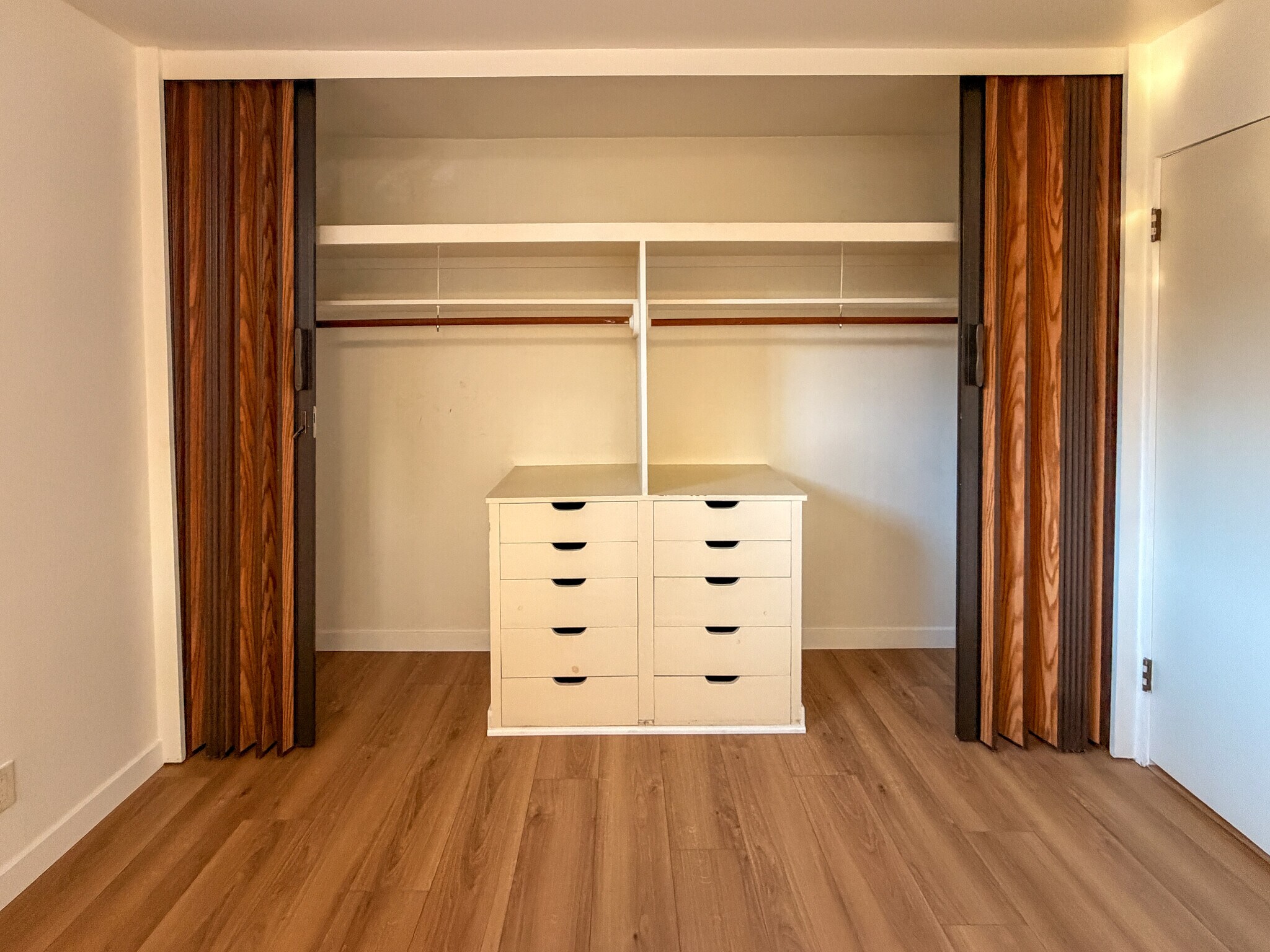 Building Photo - 5516 Ethel Ave