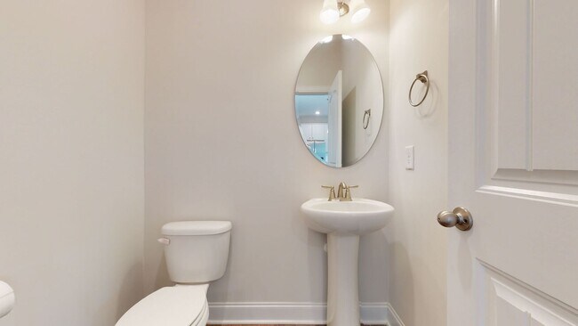 Building Photo - 507 W Red Head Cir
