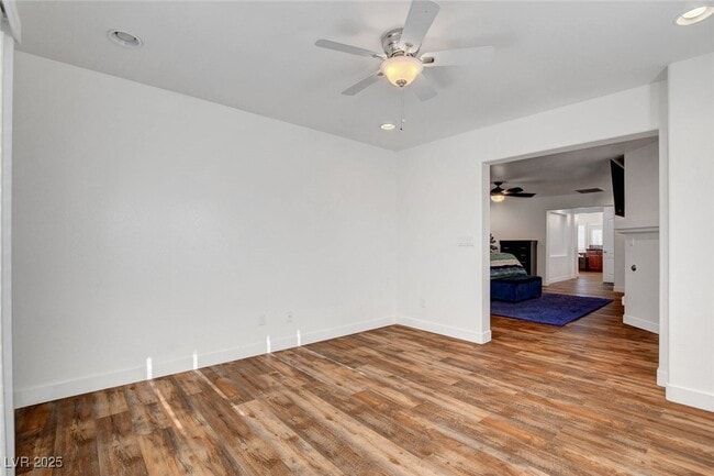 Building Photo - 4125 W Erinbird Ave