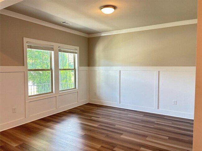 Building Photo - 5800 Arbor Green Cir