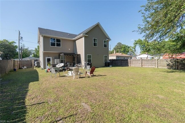 Building Photo - 409 Draper Dr