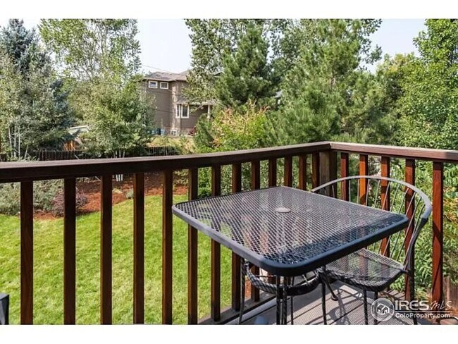 Building Photo - Charming Craftsman Gem Near McKinley Park