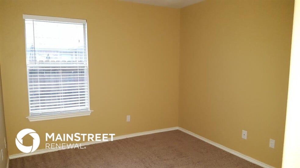 Building Photo - 19034 Piney Way Dr