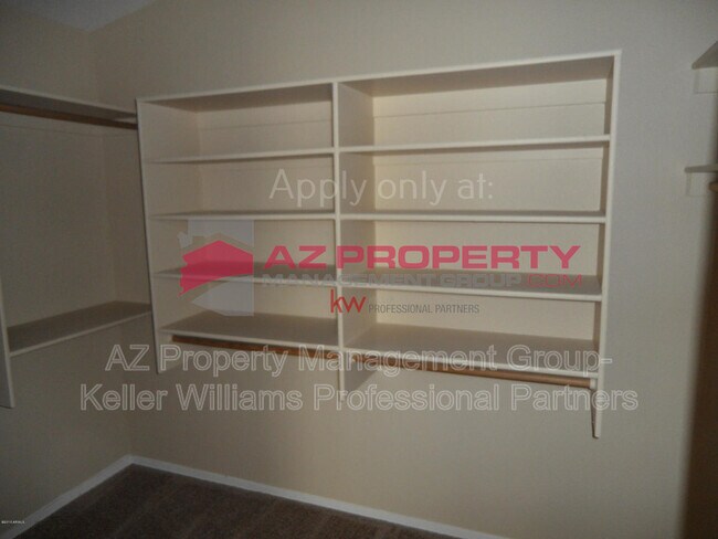 Building Photo - 5755 W Brown St