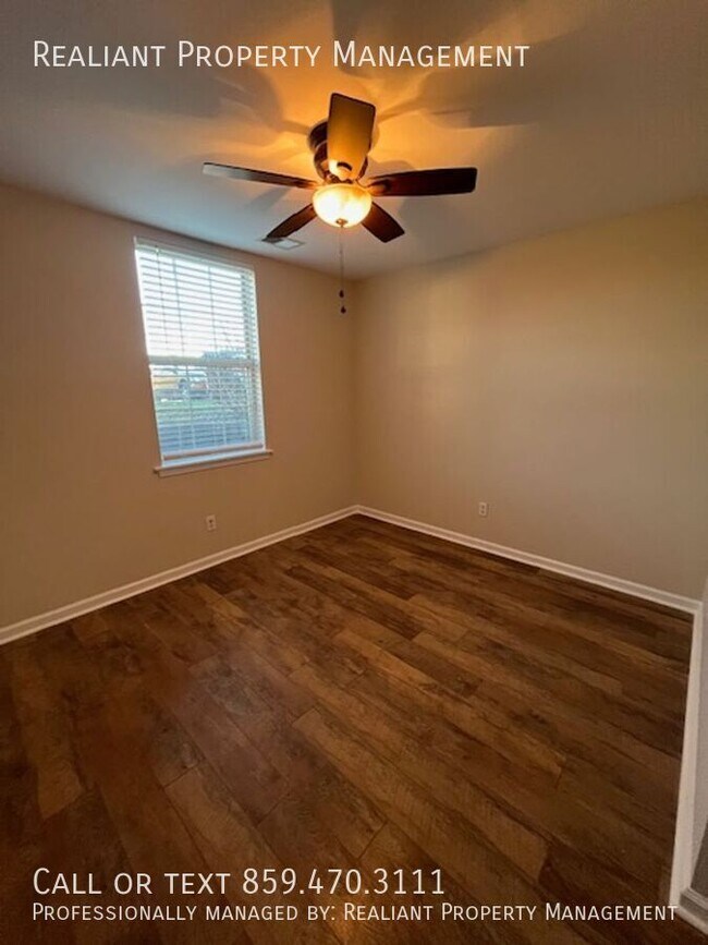 Building Photo - 404 Platt Dr