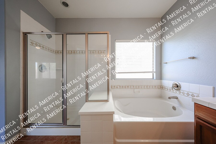 Building Photo - 18166 N Jameson Dr