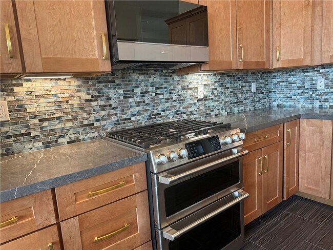 Building Photo - 3040 Fort Mojave Dr