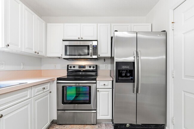 Building Photo - 1113 Green Knoll Dr