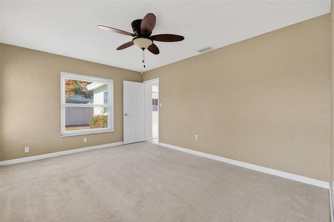 Building Photo - 4300 50th Pl S