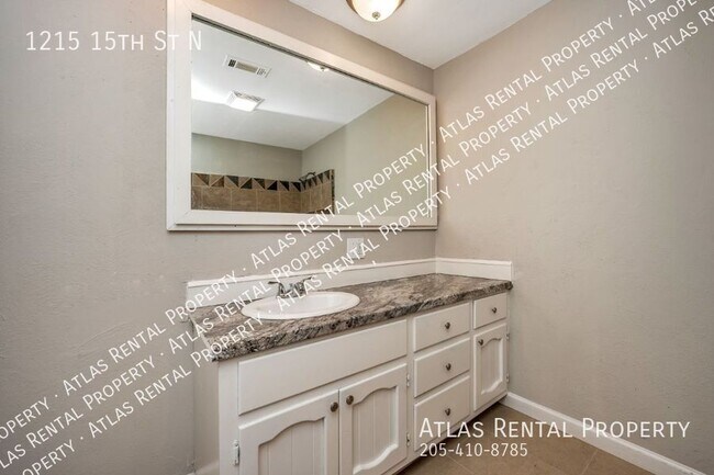 Building Photo - 1215 15th St N