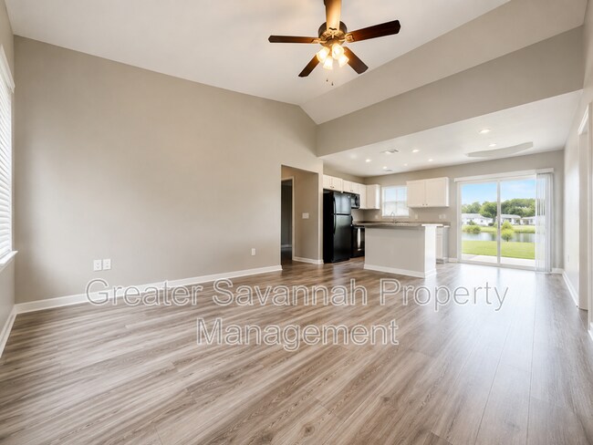 Building Photo - 109 Willow Dr