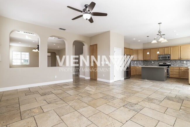 Building Photo - 4202 Mockingbird Ct