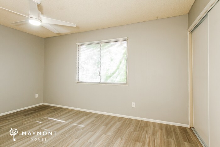 Building Photo - 5046 N 40th Ave