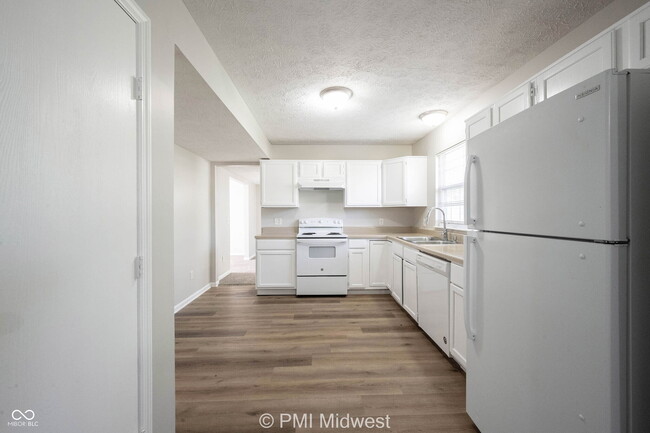 Building Photo - 6106 Pillory Dr
