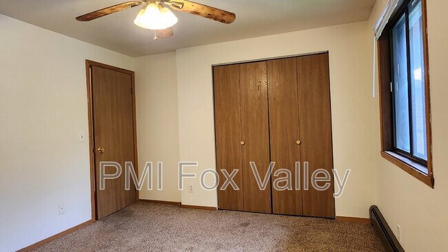 Building Photo - 619 S Lynndale Dr