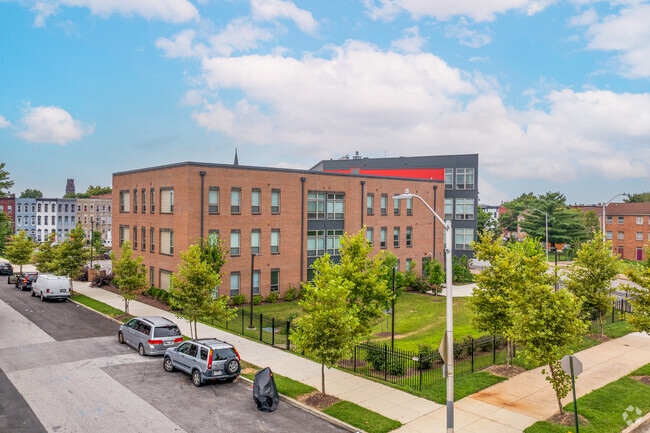 Building Photo - Sojourner Place at Oliver