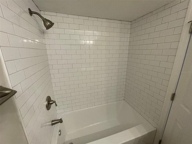 Building Photo - 511 Duchess Ct