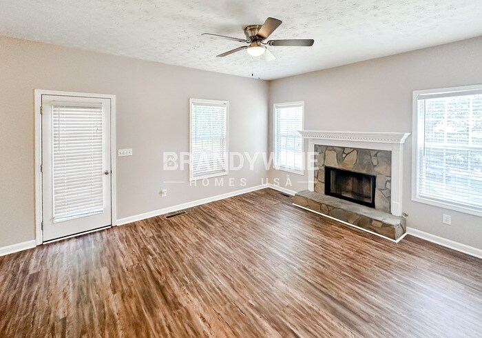 Building Photo - 116 Hunter's Pointe Ct