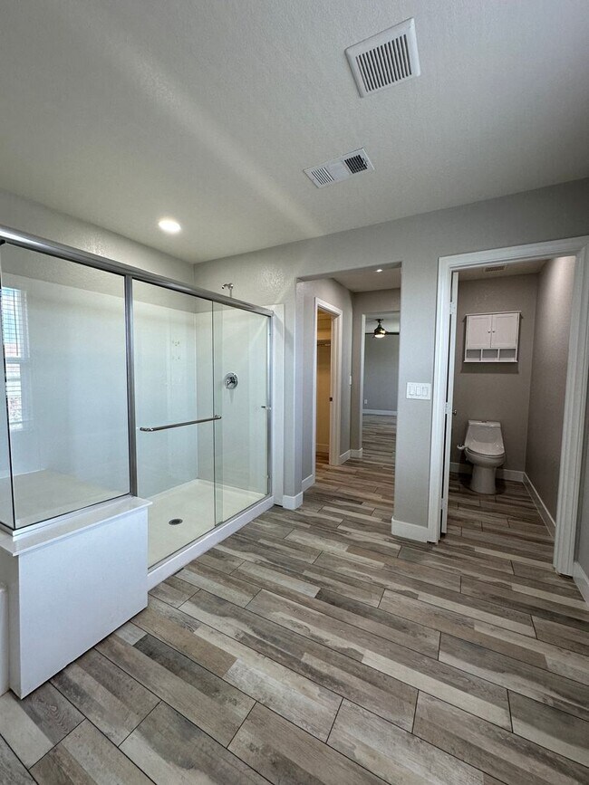 Building Photo - 7758 Meng Ct