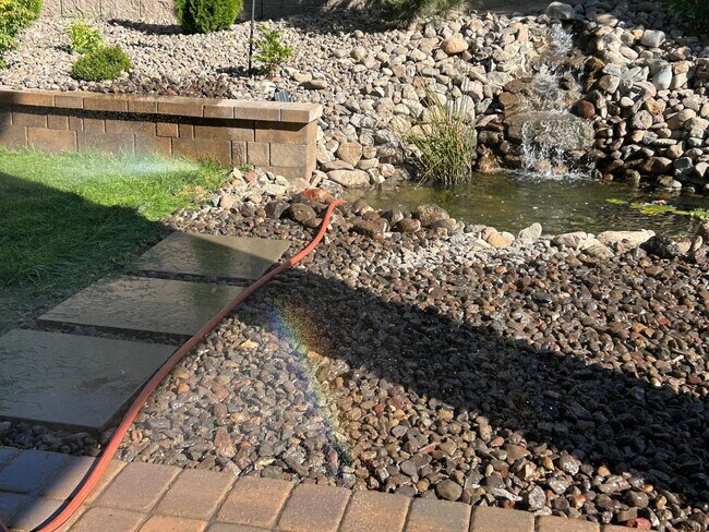 Building Photo - Luxury 55+ Executive Home- Fully Furnished