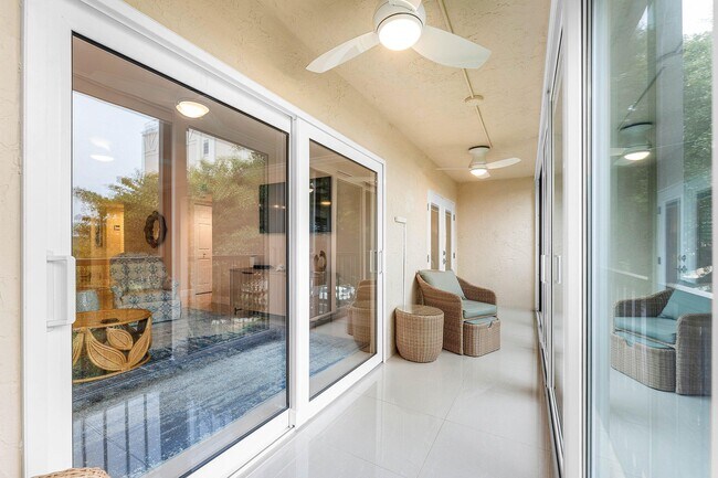 Building Photo - 7286 Huntington Ln