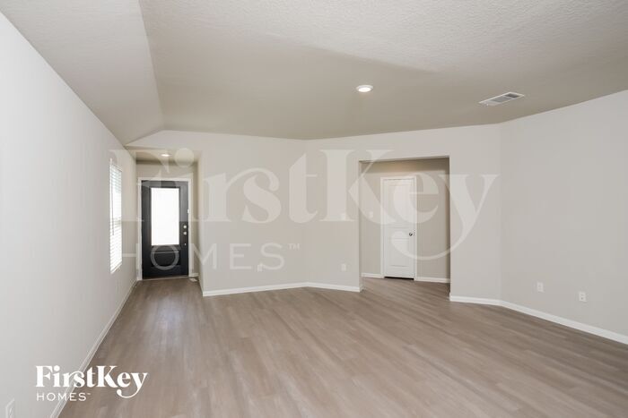 Building Photo - 1826 Morse Way