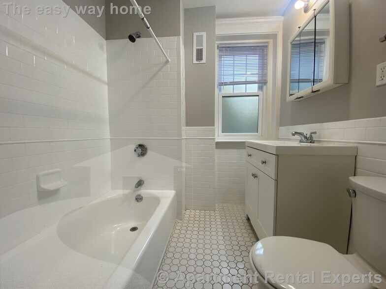 Building Photo - 1558 Massachusetts Ave