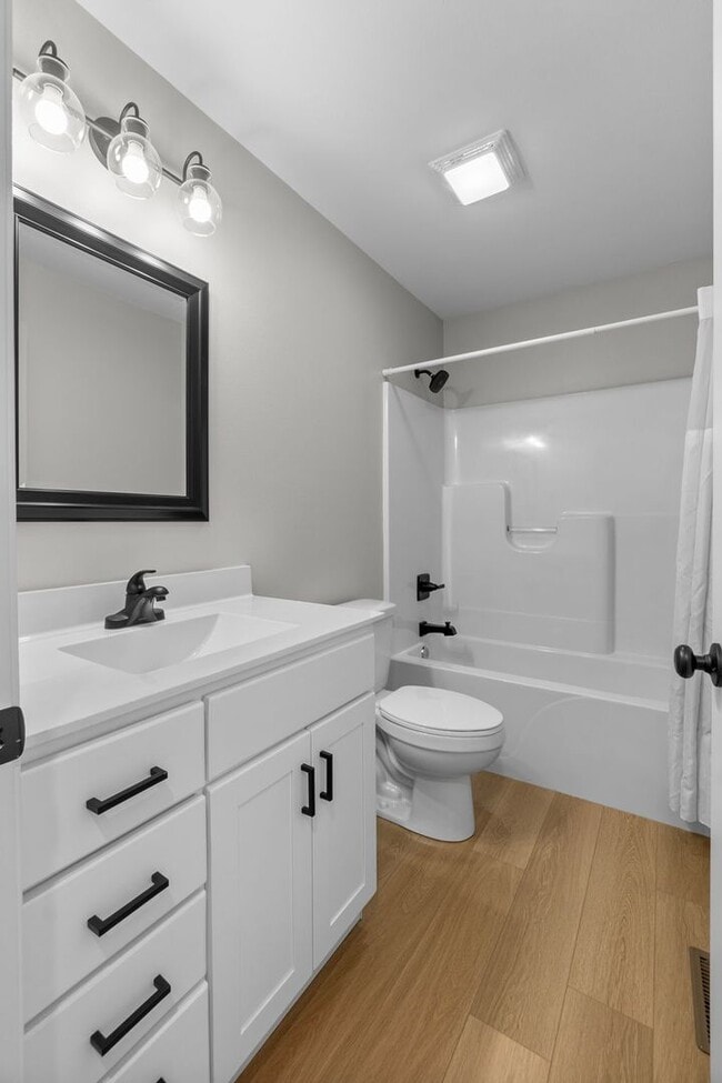 Building Photo - Beautiful, Updated Home In Jackson