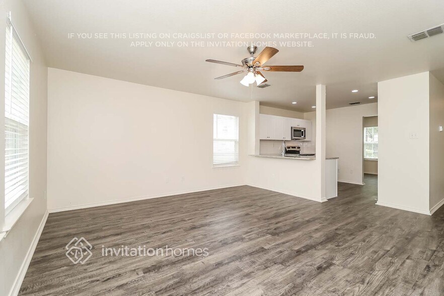 Building Photo - 1817 Diamond Lake Trail