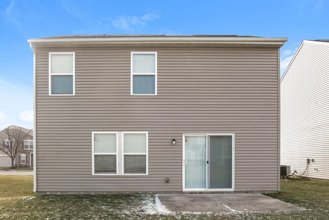 Building Photo - 8024 Bach Dr