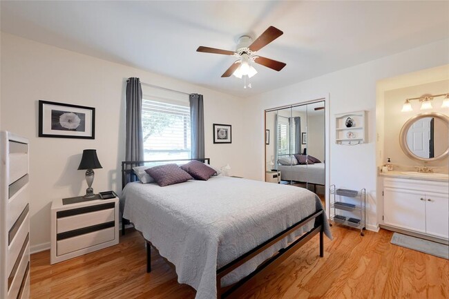 Building Photo - 2437 Crosswind Dr