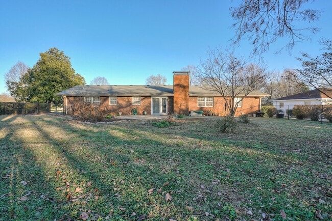 Building Photo - 2519 Morgan Rd