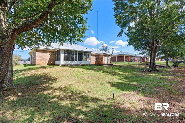 Building Photo - 16216 Pointer Dr