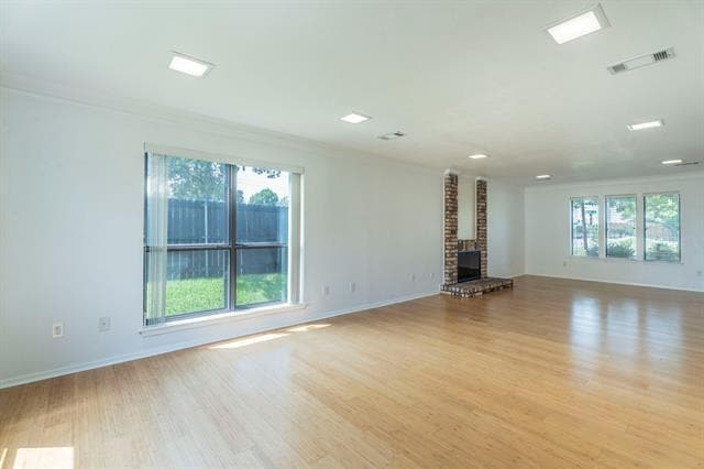 Building Photo - 3300 Wells Dr
