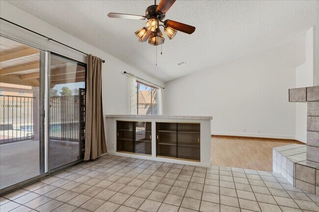 Building Photo - 1 story pool home in the North West- 3 bedroom, 2 baths