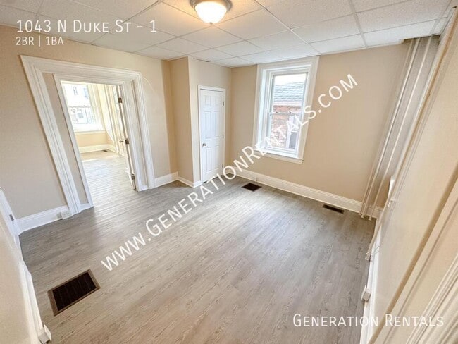 Building Photo - 1043 N Duke St