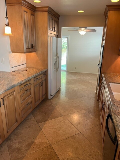 Building Photo - 1551 Habra Ct