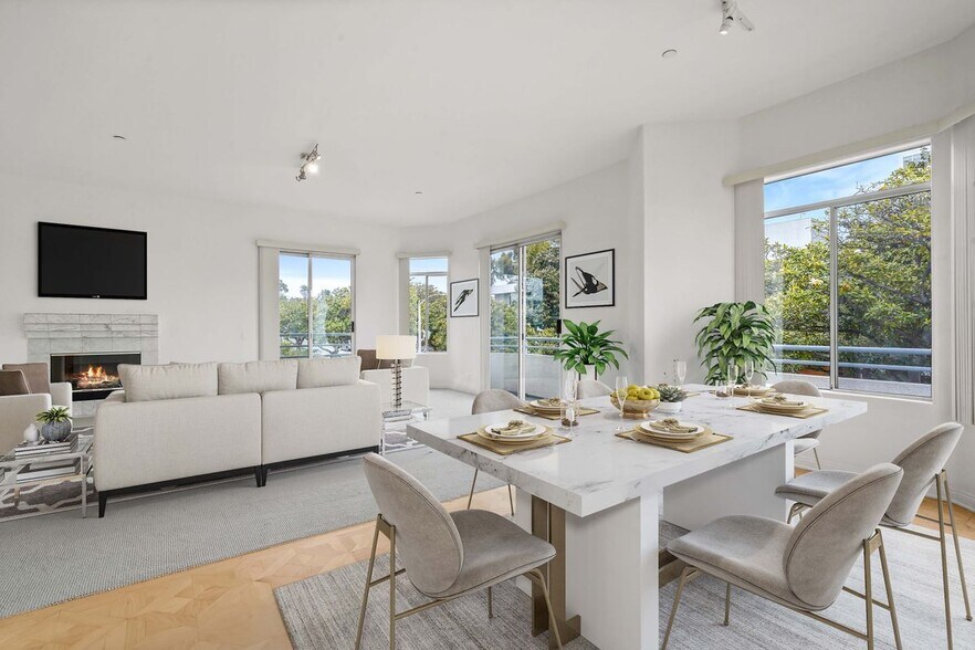 Building Photo - 1325 Arizona Ave