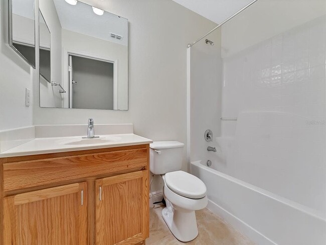 Building Photo - 2111 Corner Point Ct