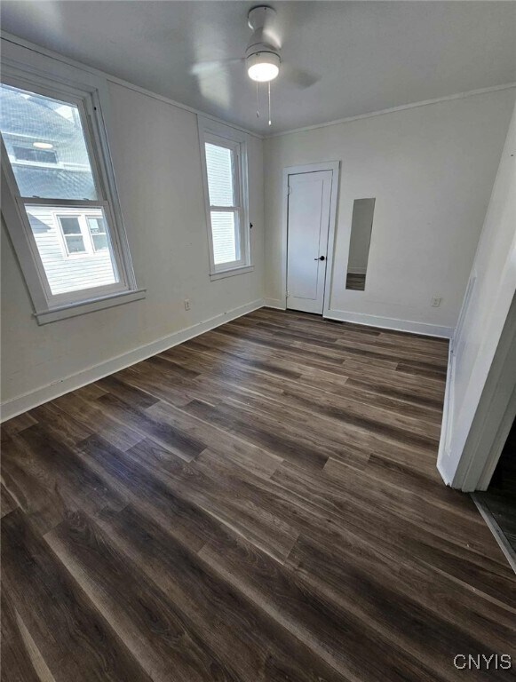 Building Photo - 123 N School St