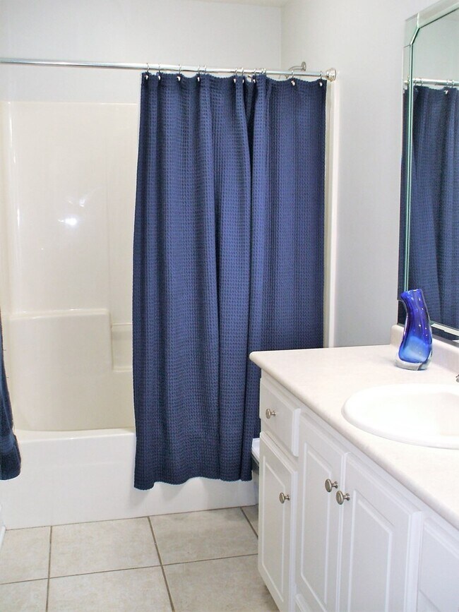 Building Photo - 202 Gwinnett Pl