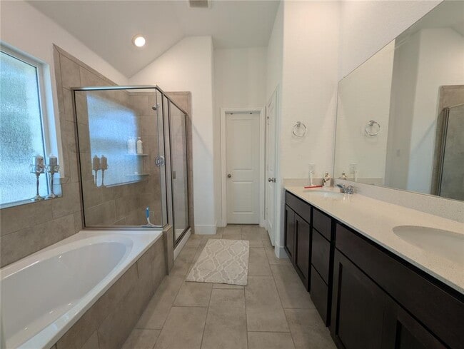 Building Photo - 148 Venti Cove