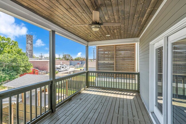 Building Photo - 4 BR with amenities in The Nations~
